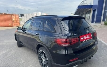 Mercedes-Benz GLC, 2022 год, 5 500 000 рублей, 4 фотография