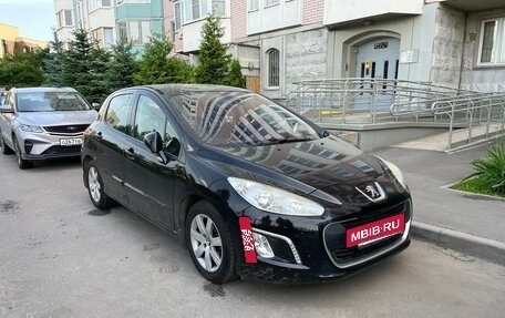 Peugeot 308 II, 2013 год, 799 000 рублей, 2 фотография