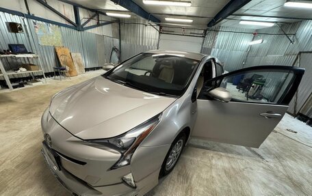 Toyota Prius Alpha I (ZVW40/41), 2015 год, 1 855 000 рублей, 3 фотография