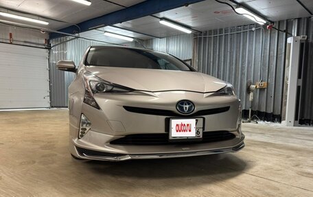 Toyota Prius Alpha I (ZVW40/41), 2015 год, 1 855 000 рублей, 12 фотография