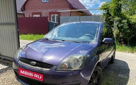 Ford Fiesta, 2007 год, 450 000 рублей, 3 фотография