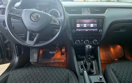 Skoda Octavia, 2018 год, 1 980 000 рублей, 25 фотография