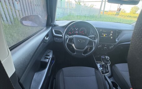 Hyundai Solaris II рестайлинг, 2021 год, 1 450 000 рублей, 9 фотография