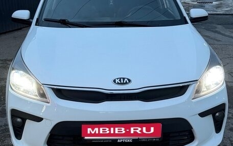 KIA Rio IV, 2019 год, 970 000 рублей, 4 фотография