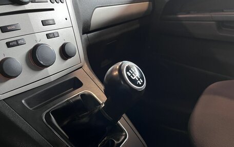 Opel Zafira B, 2008 год, 560 000 рублей, 30 фотография
