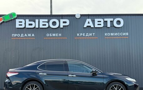 Toyota Camry, 2018 год, 2 999 000 рублей, 3 фотография