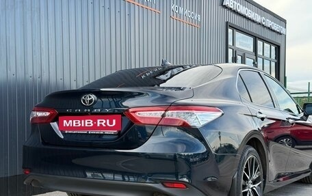 Toyota Camry, 2018 год, 2 999 000 рублей, 8 фотография