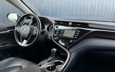 Toyota Camry, 2018 год, 2 999 000 рублей, 15 фотография