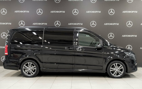 Mercedes-Benz V-Класс, 2016 год, 3 490 000 рублей, 4 фотография