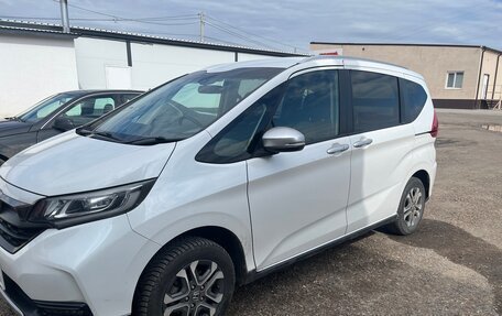 Honda Freed II, 2020 год, 1 650 000 рублей, 3 фотография