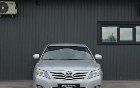 Toyota Camry, 2011 год, 999 888 рублей, 3 фотография