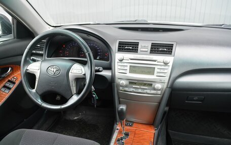 Toyota Camry, 2011 год, 999 888 рублей, 12 фотография