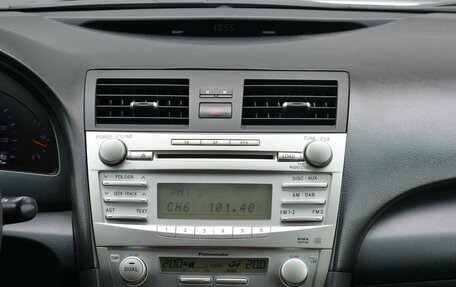 Toyota Camry, 2011 год, 999 888 рублей, 13 фотография