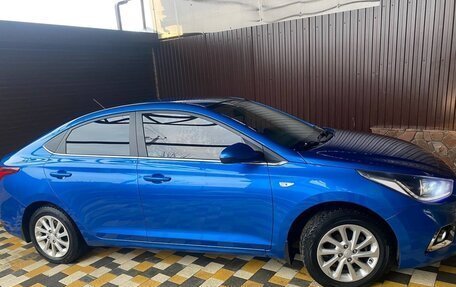 Hyundai Solaris II рестайлинг, 2018 год, 1 500 000 рублей, 4 фотография