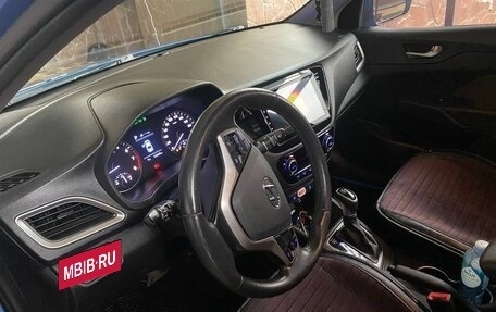 Hyundai Solaris II рестайлинг, 2018 год, 1 500 000 рублей, 11 фотография