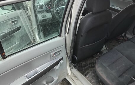 Mazda 2 III, 2004 год, 140 000 рублей, 13 фотография