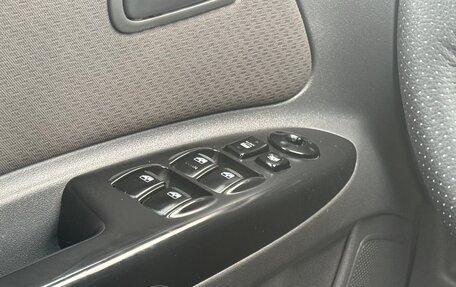KIA Rio II, 2011 год, 449 999 рублей, 18 фотография