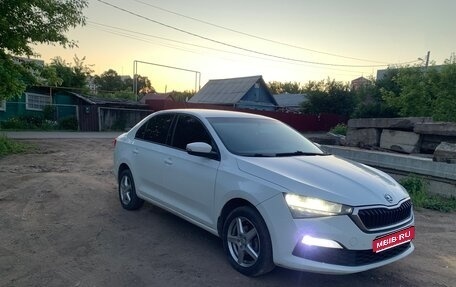 Skoda Rapid II, 2021 год, 930 000 рублей, 1 фотография