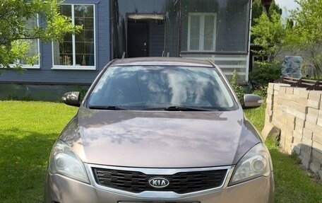KIA cee'd I рестайлинг, 2010 год, 820 000 рублей, 1 фотография