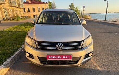 Volkswagen Tiguan I, 2011 год, 1 100 000 рублей, 1 фотография
