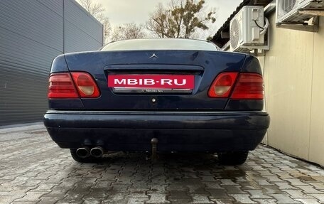 Mercedes-Benz E-Класс, 1997 год, 335 000 рублей, 4 фотография