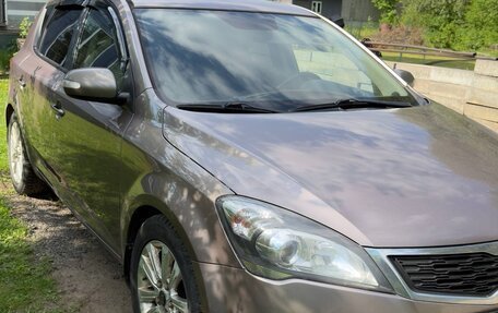 KIA cee'd I рестайлинг, 2010 год, 820 000 рублей, 2 фотография