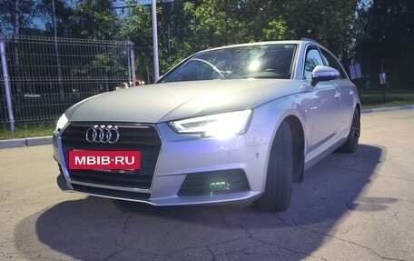 Audi A4, 2018 год, 2 100 000 рублей, 14 фотография
