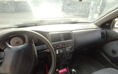 Nissan Almera, 1999 год, 200 000 рублей, 3 фотография