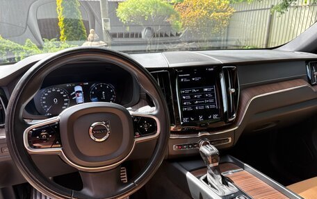 Volvo XC60 II, 2021 год, 3 950 000 рублей, 12 фотография