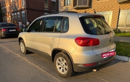 Volkswagen Tiguan I, 2011 год, 1 100 000 рублей, 5 фотография