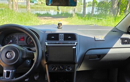 Volkswagen Polo VI (EU Market), 2011 год, 630 000 рублей, 11 фотография