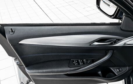 BMW 5 серия, 2018 год, 3 612 000 рублей, 5 фотография