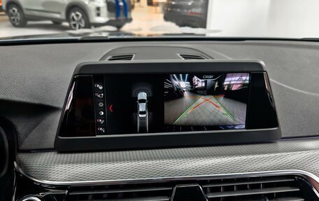 BMW 5 серия, 2018 год, 3 612 000 рублей, 11 фотография