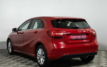 Mercedes-Benz A-Класс, 2016 год, 1 839 700 рублей, 8 фотография