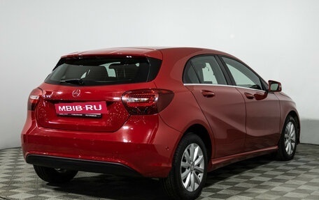 Mercedes-Benz A-Класс, 2016 год, 1 839 700 рублей, 6 фотография