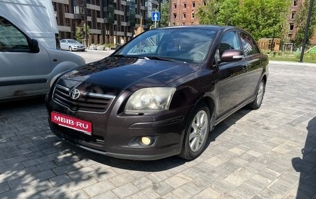 Toyota Avensis III рестайлинг, 2008 год, 750 000 рублей, 1 фотография