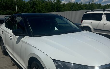 Skoda Octavia IV, 2021 год, 1 980 000 рублей, 1 фотография