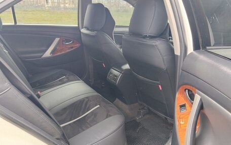 Toyota Camry, 2010 год, 1 000 000 рублей, 5 фотография