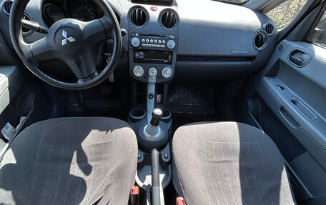 Mitsubishi Colt VI рестайлинг, 2006 год, 290 000 рублей, 13 фотография