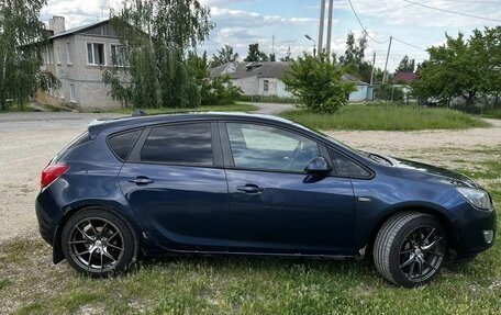 Opel Astra J, 2010 год, 850 000 рублей, 7 фотография