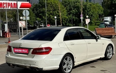 Mercedes-Benz E-Класс, 2010 год, 750 000 рублей, 5 фотография