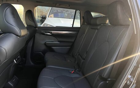 Toyota Highlander, 2026 год, 4 990 000 рублей, 7 фотография