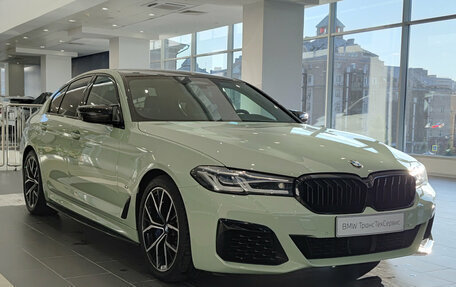 BMW 5 серия, 2020 год, 6 800 000 рублей, 3 фотография
