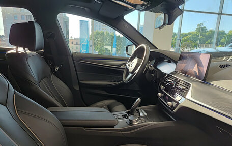 BMW 5 серия, 2020 год, 6 800 000 рублей, 13 фотография