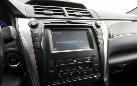 Toyota Camry, 2017 год, 2 349 000 рублей, 9 фотография