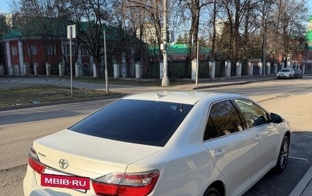 Toyota Camry, 2017 год, 1 860 000 рублей, 4 фотография
