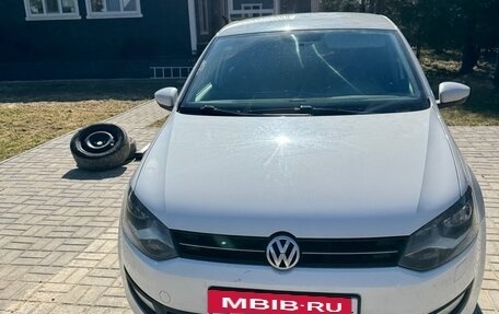 Volkswagen Polo VI (EU Market), 2014 год, 790 000 рублей, 2 фотография