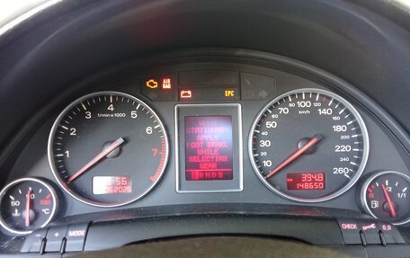 Audi A4, 2004 год, 480 000 рублей, 5 фотография
