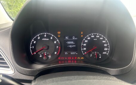 Hyundai Solaris II рестайлинг, 2021 год, 1 800 000 рублей, 13 фотография