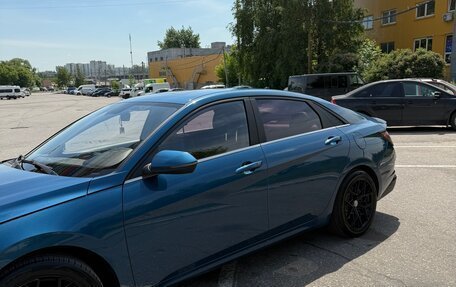 Hyundai Elantra, 2021 год, 2 300 000 рублей, 7 фотография